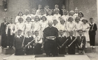 Třídní fotografie Cyrila Pazderky, 50. léta