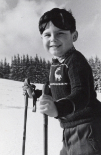 Mikulčin vrch 1960, Biele Karpaty