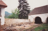 Rodný statek Jaroslava Kropáčka, stav po roce 1989, Horní Chřášťany