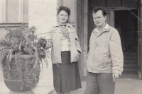 Marie Fejtková a bratr Jiří, fotografie pro tatínka do vězení