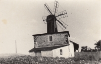 Větrný mlýn, tzv. „Větřák“, Hačky, přelom 40. a 50. let