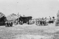 Žně na Svaté Heleně v rumunském Banátu, nedatováno