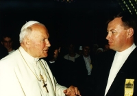Michael Slavík s papežem Janem Pavlem II. (r. 1996)