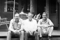 Člen DX Klubu Karel Honzík s kolegou příznivcem "deixingu" Tony Soerensenem během setkání v Dánsku, 80. léta