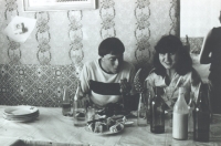 Anna Ondračková a Pavel Švanda, který nečekaně dorazil na svatbu její sestřenice