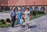 Lizzy s Alenou a Přemyslem Buchalovými v Boskovicích, červen 1988