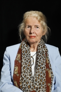 Monika Holfeld při natáčení v roce 2025