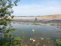 Odkaliště po bývalé úpravně uranové rudy, pohled od Mydlovar, 2025