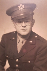 Blahoslav Hrubý v armádní uniformě