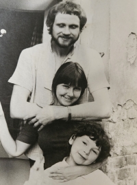 Se svou druhou manželkou Živanou a dcerou, cca  1977