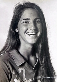 Merja Connolly-Fruend, portrét ze studií na UCLA