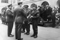 V době základní vojenské služby v Terezíně, 1968