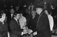 Promoce na Přírodovědecké fakultě UK, aula Karolinum