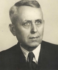 Děda Trčka, 1955