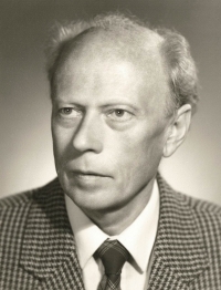 Otec pamětnice, Kamil Fuchs - 70. léta