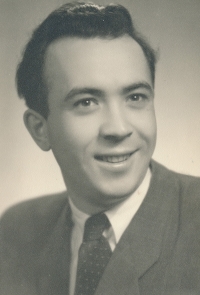  Otec Vladimír Gíret, 1948