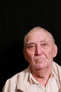 Zdeněk Kolařík při natáčení pro Paměť národa v Jihlavě, září 2025