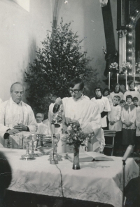 První mše, kterou Jáchym Jaroslav Šimek sloužil po vysvěcení v rodném Nížkově