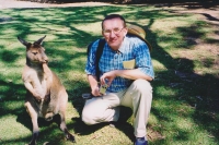 Jáchym Jaroslav Šimek v Austrálii (o české emigranty se tu staral v letech 2003–2008)