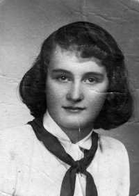 S pionýrským šátkem, Jiříkov, 1953