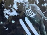 Stanislav Buchta při skoku na lyžích