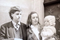 Lenka Demartini s manželem Pavlem Reisenauerem a dcerou Sofií (r. 1986)