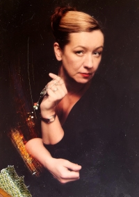 Lenka M. Demartini (portrét z roku 2015)