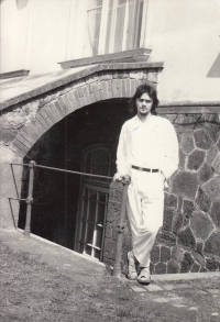 Jako sanitář v karlovarské nemocnici, 1975 