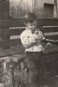 Ve Staré Roli, 1958