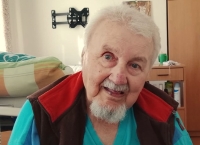  Václav Lukášek při natáčení pro Paměť národa, Domov pro seniory Na Valech, Šternberk, 2025