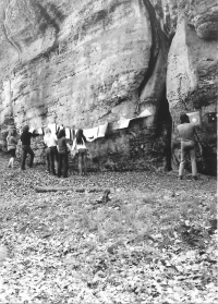 Výstava v přírodní památce Peklo u České Lípy, Luboš Plný se neúčastnil, byl na vojně, 1983
