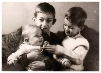 Bratři Poulovi, Hubert (nejstarší), Jan a Richard, 1962