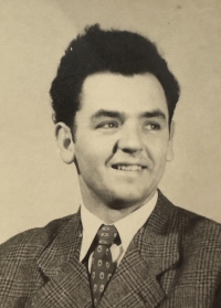 Josef Pavlík, cca 40 let