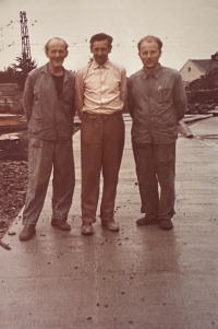 Úvaly, období normalizace, Jiří Loskot vpravo