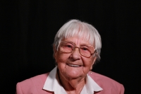 Pamětnice při studiovém natáčení pro Paměť národa, prosinec 2025