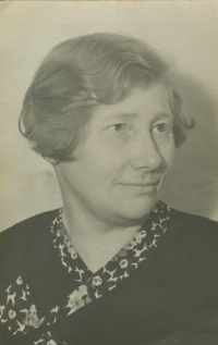 Marie Breitlerová, babička pamětníka, v roce 1922