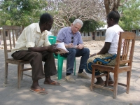 Práce se sirotky v misijní stanici Allamano Agape (r. 2012)