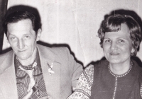 Rodiče na Janově svatbě, 1979