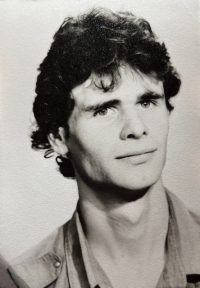 David Aust Vedral, 1987