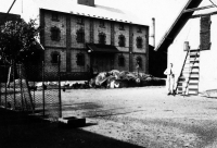 Skladiště obilí v areálu mlýna