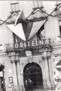 Dům na Horním náměstí v Olomouci, kde v dětství bydlela Eliška Melounová