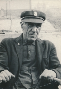 Otec pamětnice Karel Vostrovský