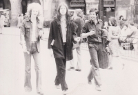 Ivan Pelíšek s přáteli, Praha, 1975