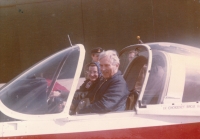 Josef Hýbler s manželkou Ludmilou, rozenou Dvořákovou, ve Velké Británii