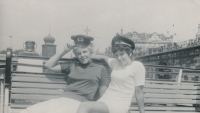 Marie Bílková se sestrou Věrou