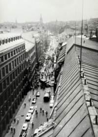 Pohled ze střechy Lucerny, výročí okupace 21. srpna 1969