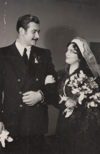 Svatba rodičů Květoslavy Kudláčkové - Květoslavy Kokešové a Ervína Tuháčka, 22. 12. 1951