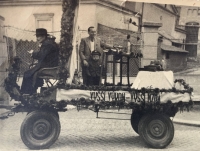 Alegorický vůz na Prvního máje, 50. léta