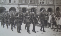 Mobilizace v roce 1938, otec Ervína Šolce první zleva. Zdroj: archiv Ervína Šolce