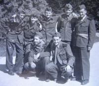 Šácha s přáteli na vojně u PTP